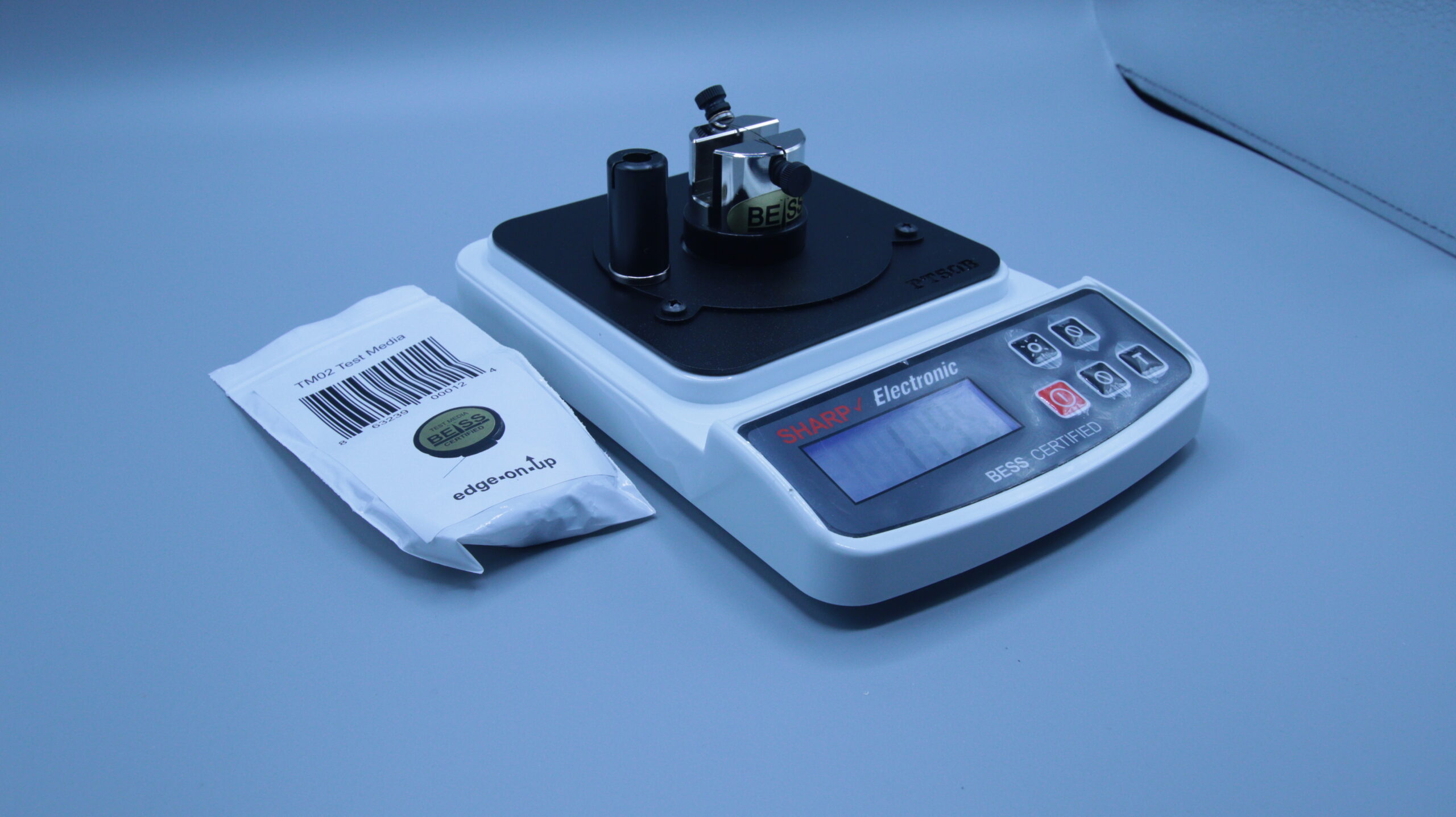 Edge-On-Up PT50C sharpness tester  Advantageously shopping at
